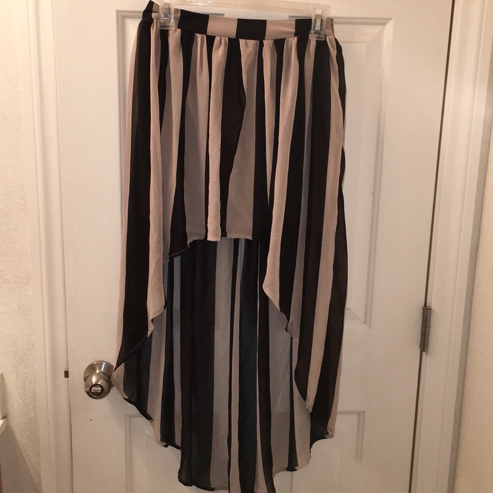F21 HIGH LOW STRIPED SKIRT